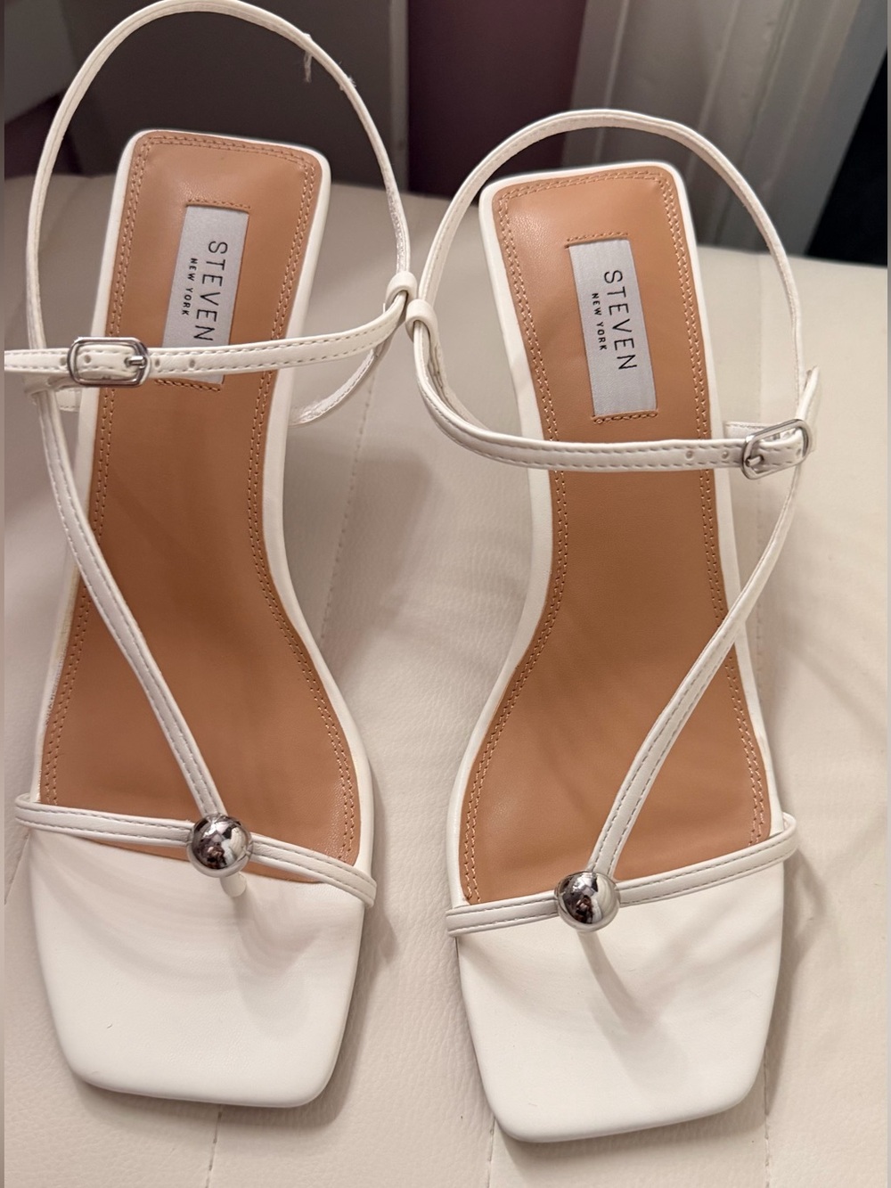 Steven New York Tamila Sandal size 9M White